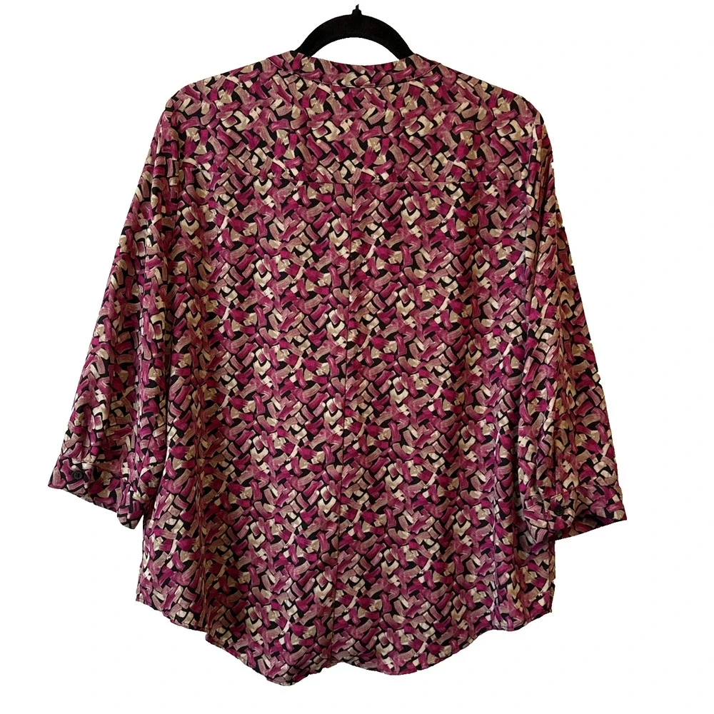 Dana Buchman Women’s L Pink Geometric V Neck 3/4 Sleeve‎ Blouse Business Office